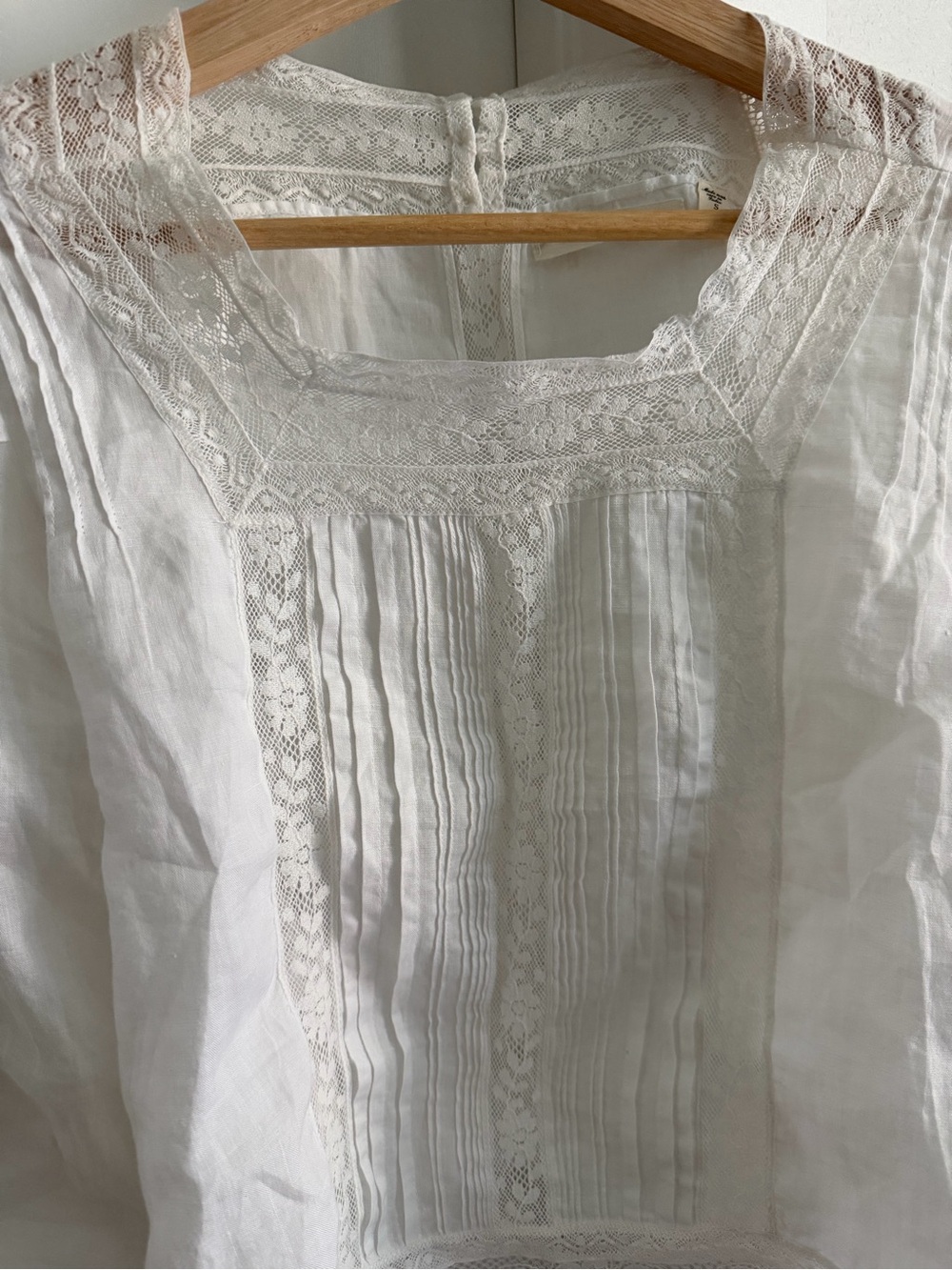 Dôen Solstice Top in Salt - Picture 8 of 8